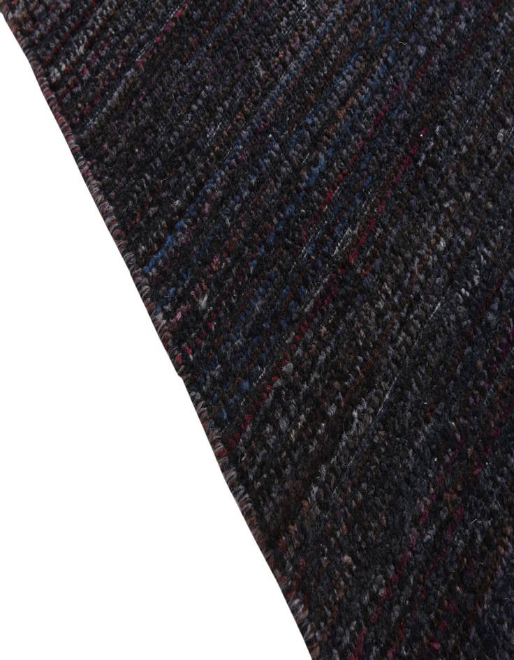 Detail image of 6' 2 x 10' 3  Hand Knotted Darya Wool Rug