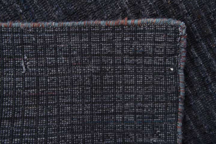 5' 5 x 8' Hand Knotted Darya Wool Rug