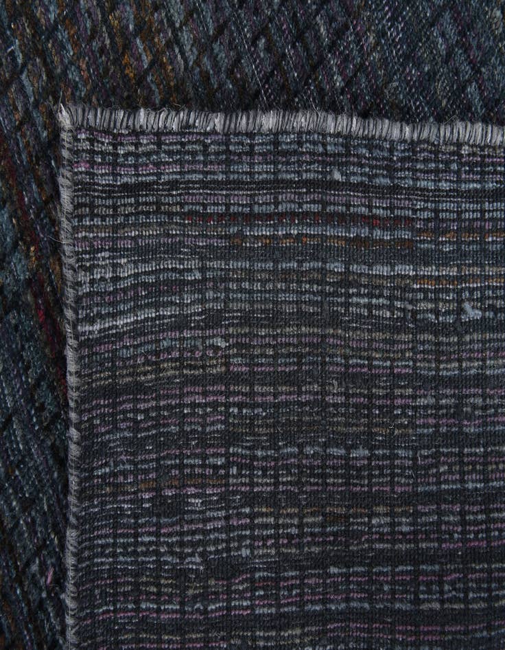 Detail image of 8' 10 x 12'  Hand Knotted Darya Wool Rug