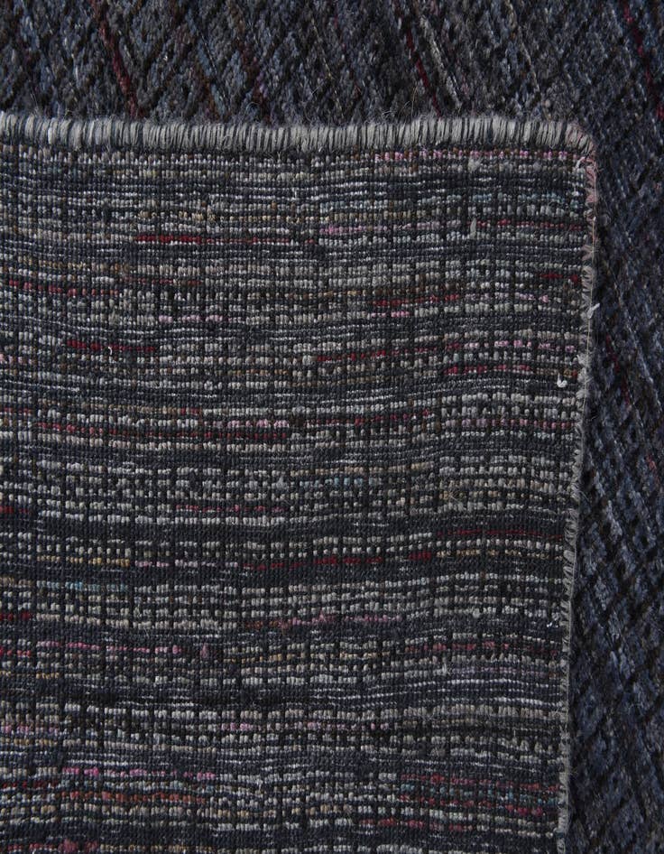 Detail image of 7' 9 x 10' 4  Hand Knotted Darya Wool Rug