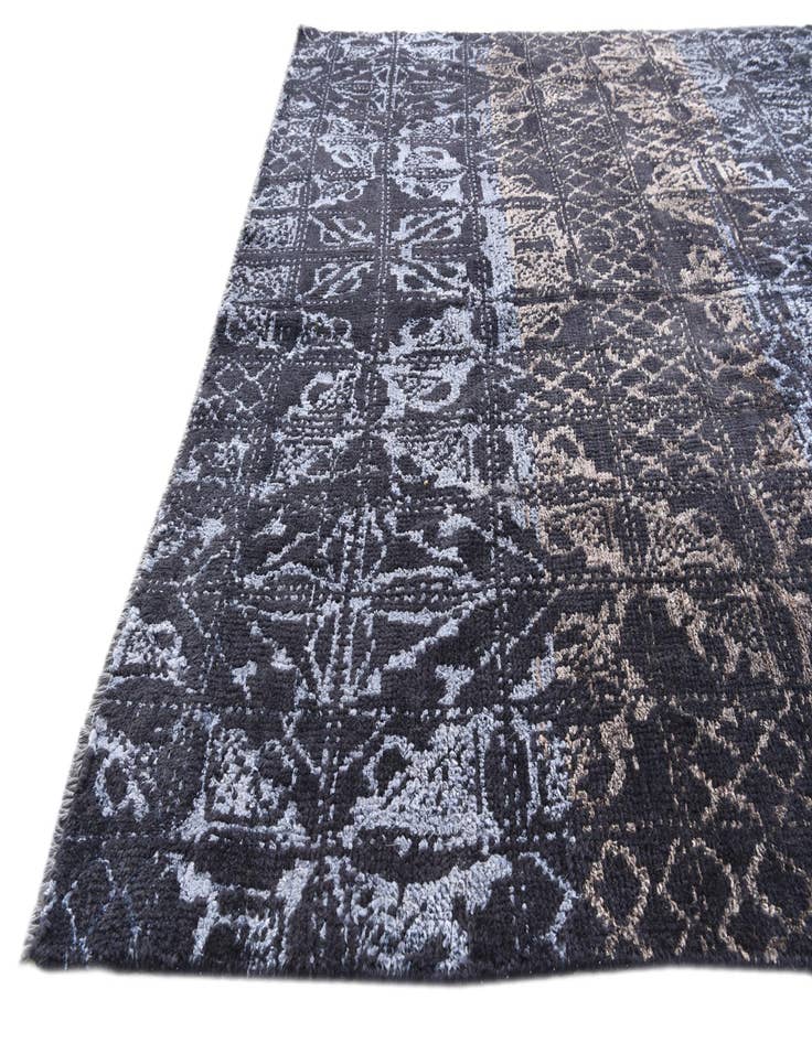 Detail image of 5' 1 x 8' 1  Hand Knotted Darya Rug