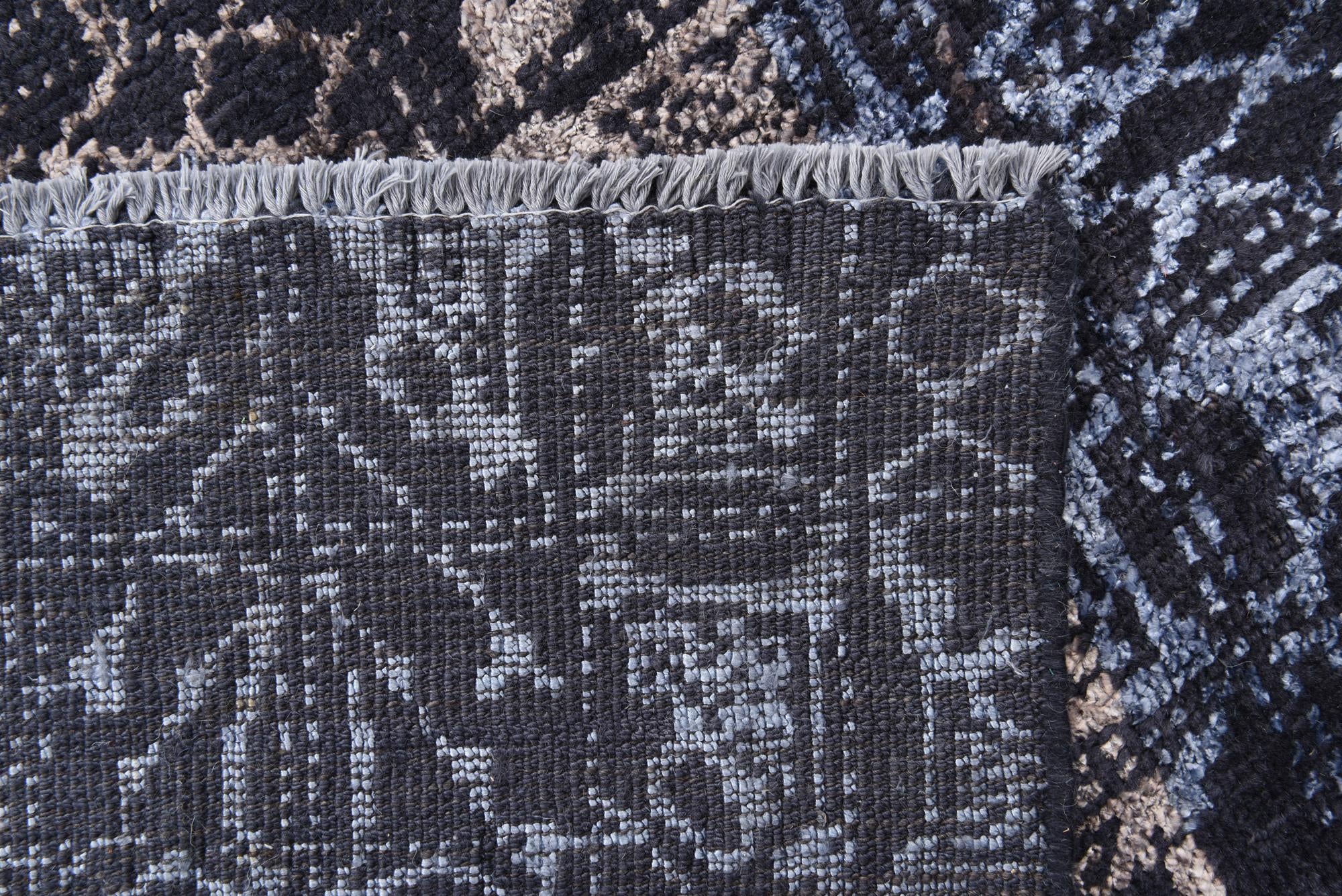 5' 1 x 8' 1 Hand Knotted Darya Rug