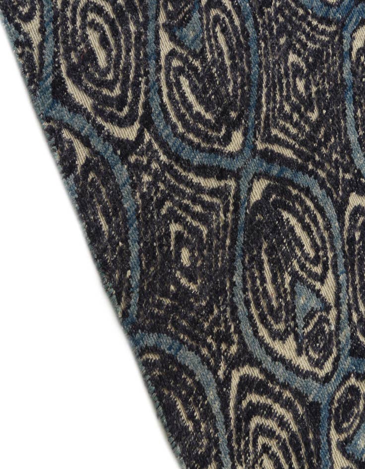 Detail image of 5' 8 x 7' 7  Hand Knotted Darya Wool Rug