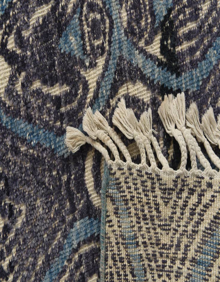 Detail image of 5' 8 x 7' 7  Hand Knotted Darya Wool Rug