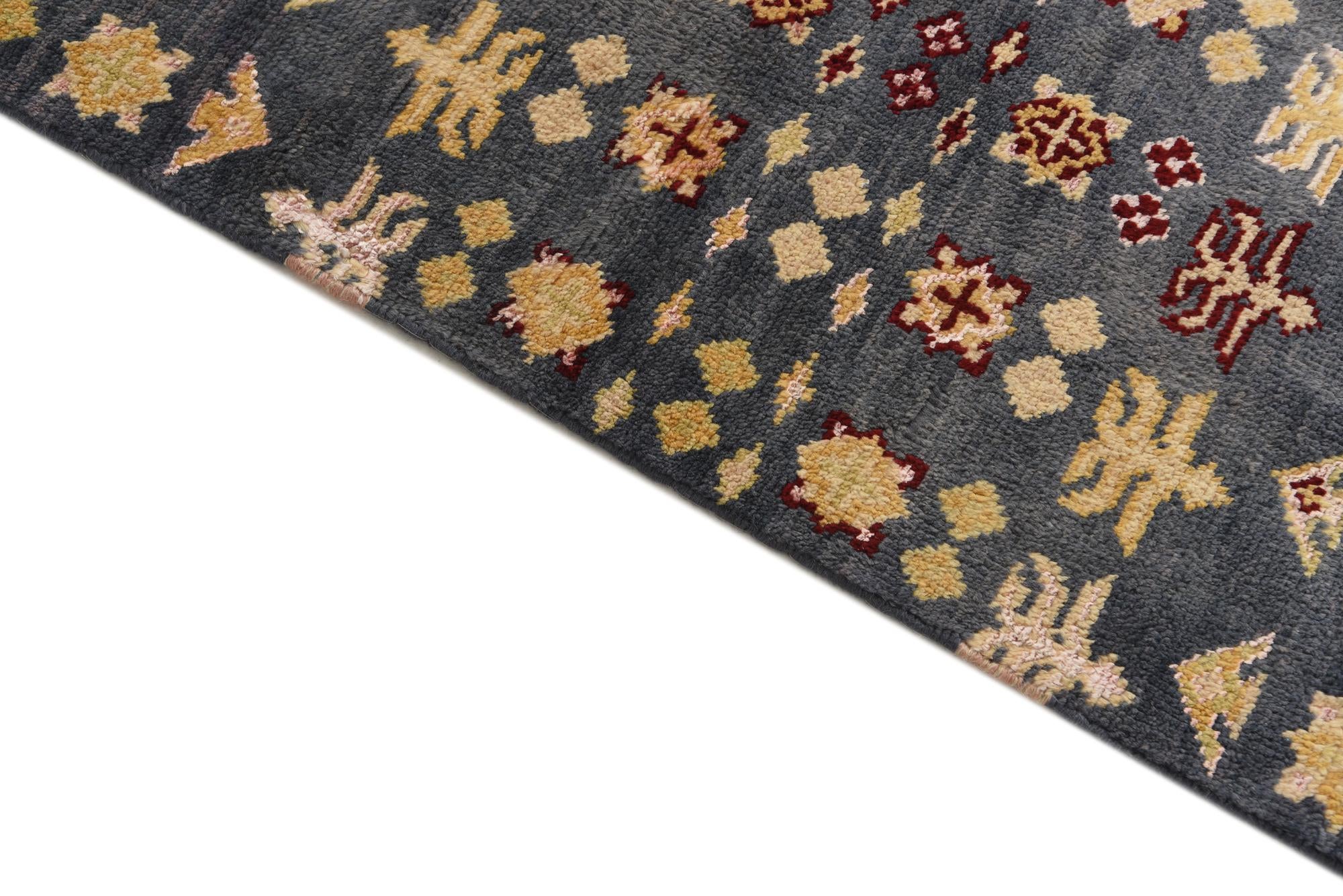 5' 6 x 8' 3 Hand Knotted Darya Rug