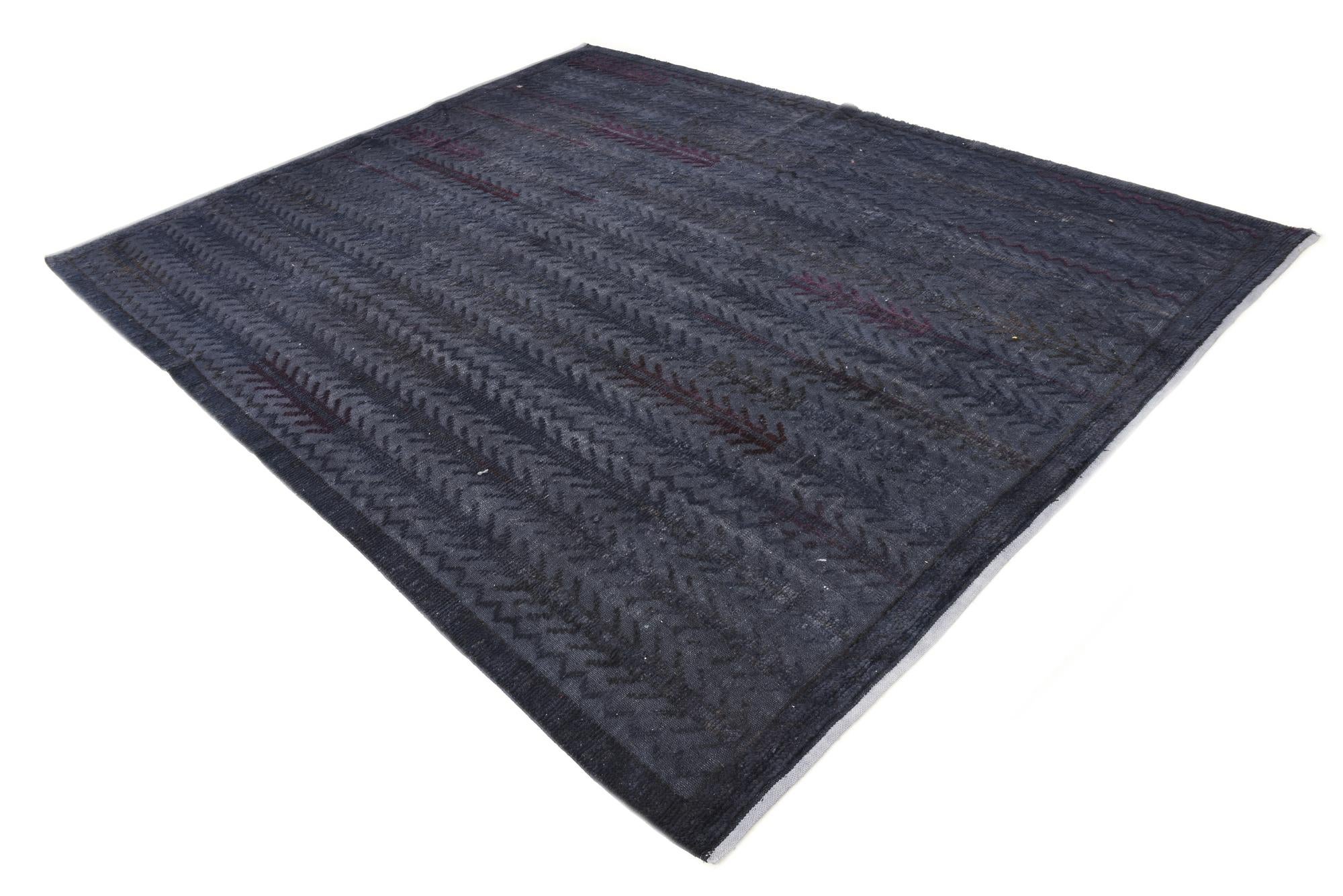 8' x 10' Hand Knotted Darya Wool Rug