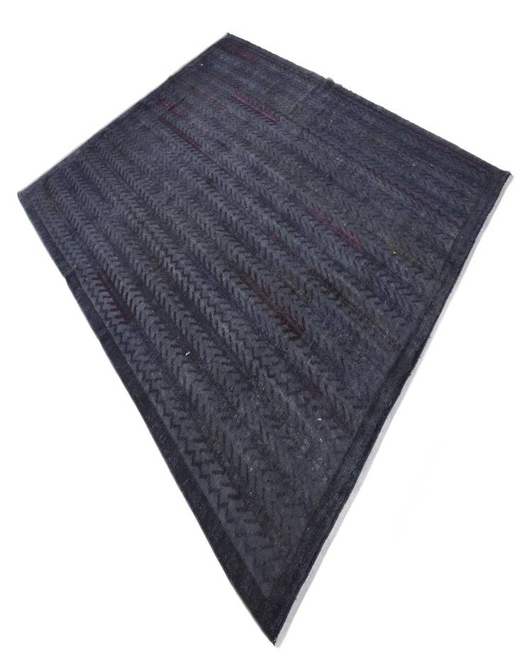 Detail image of 8' x 10'  Hand Knotted Darya Wool Rug