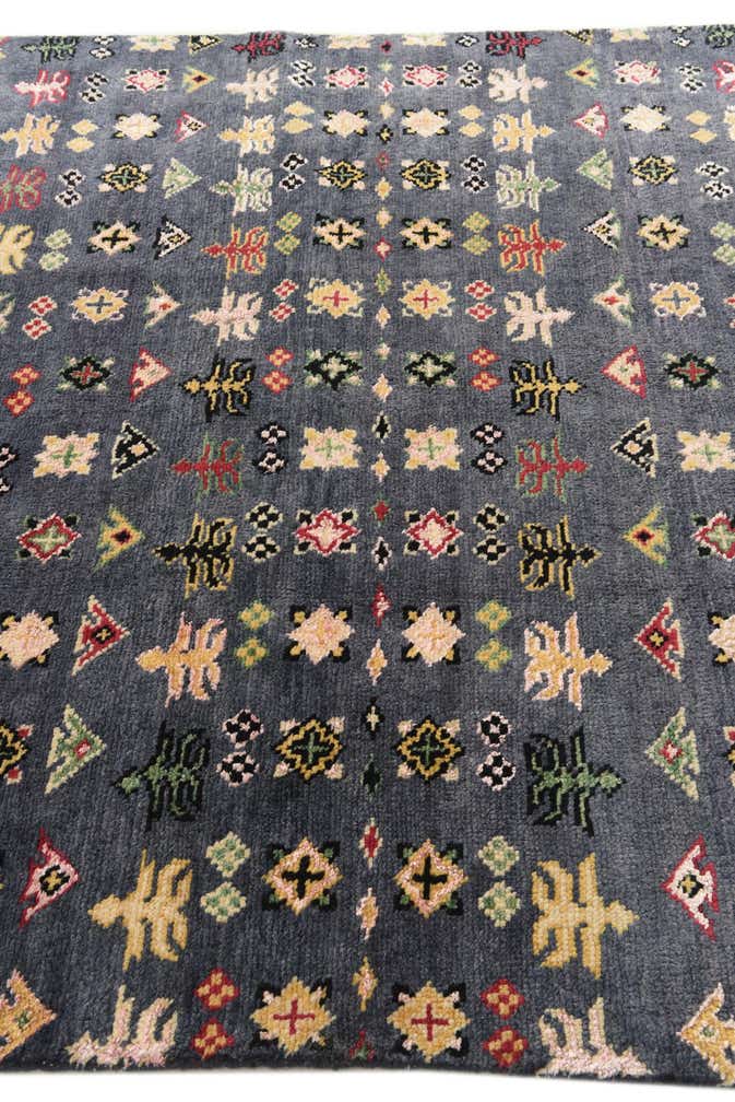 5' 4 x 8' 5 Hand Knotted Darya Rug