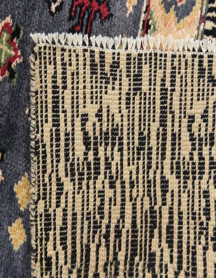 Detail image of 5' 4 x 8' 5  Hand Knotted Darya Rug