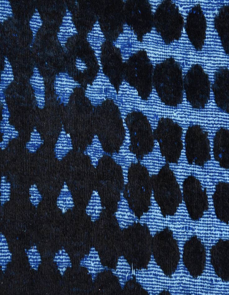 Detail image of 8' 8 x 10' 4  Hand Knotted Darya Wool Rug