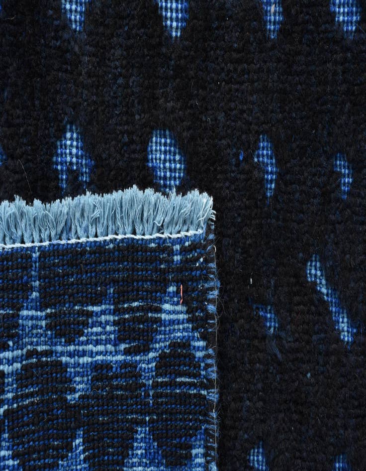 Detail image of 8' 8 x 10' 4  Hand Knotted Darya Wool Rug