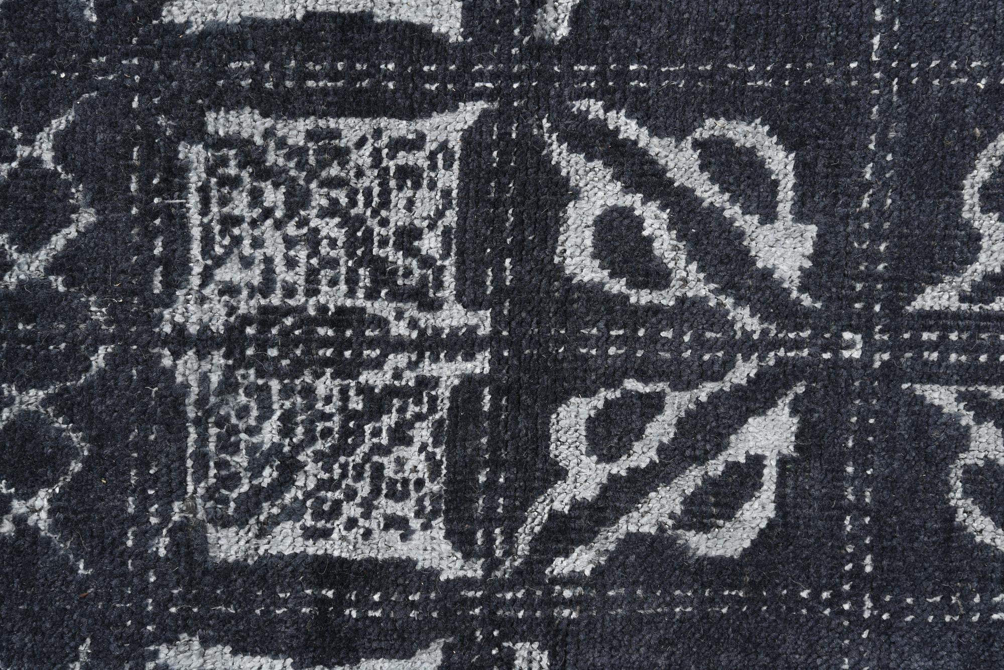 7' 10 x 9' 8 Hand Knotted Darya Rug