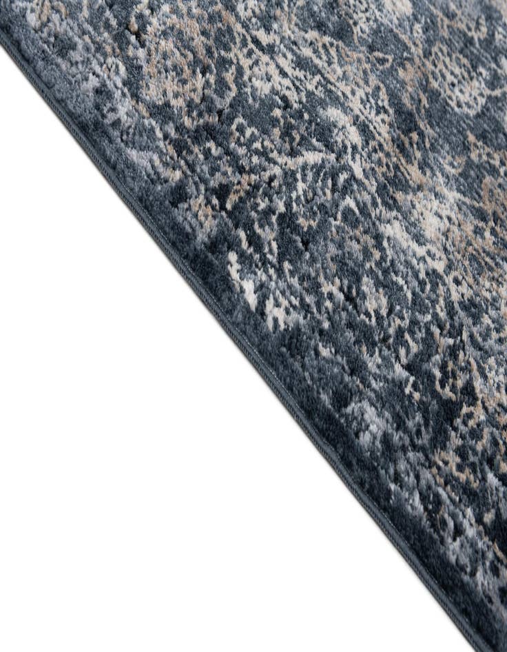 Detail image of 5' x 7' 6 Eliza Rug