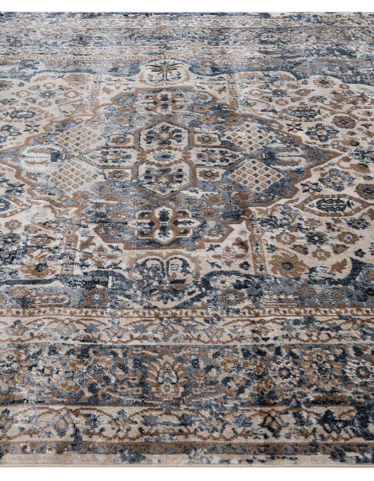 Detail image of 5' x 7' 6 Eliza Rug