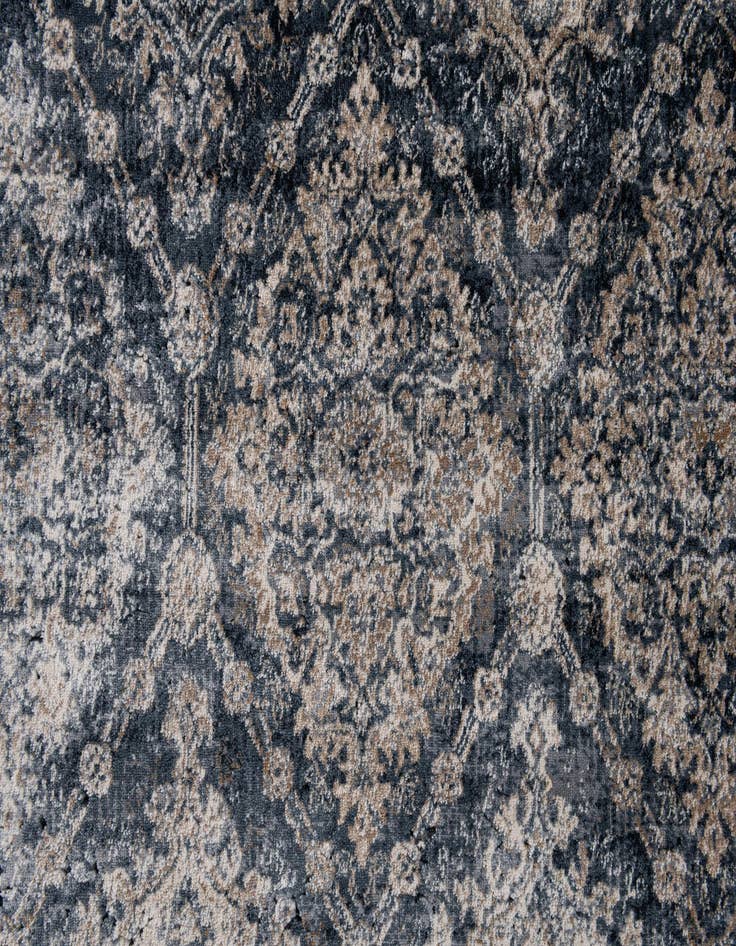 Detail image of 5' x 7' 7 Eliza Rug