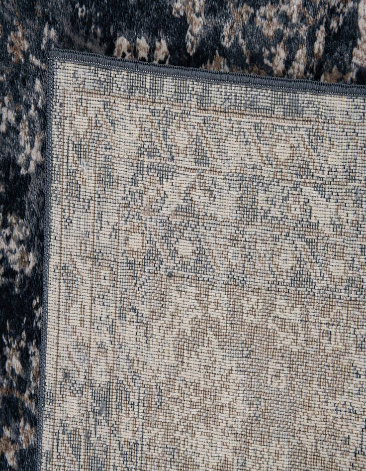 Detail image of 5' 2 x 7' 6 Eliza Rug