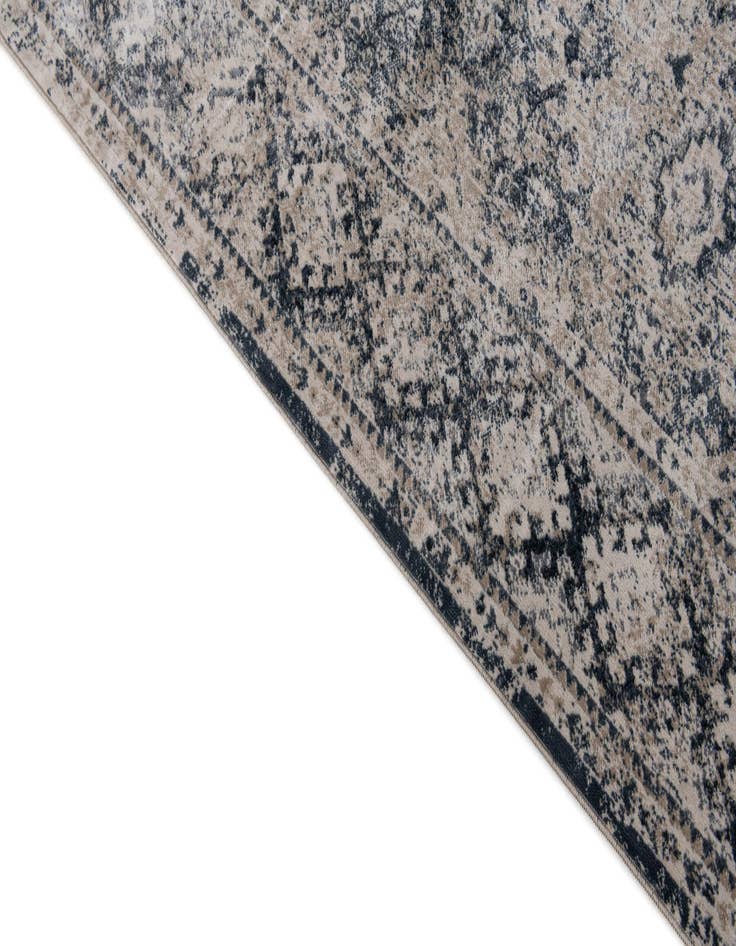 Detail image of 5' x 7' 7 Eliza Rug