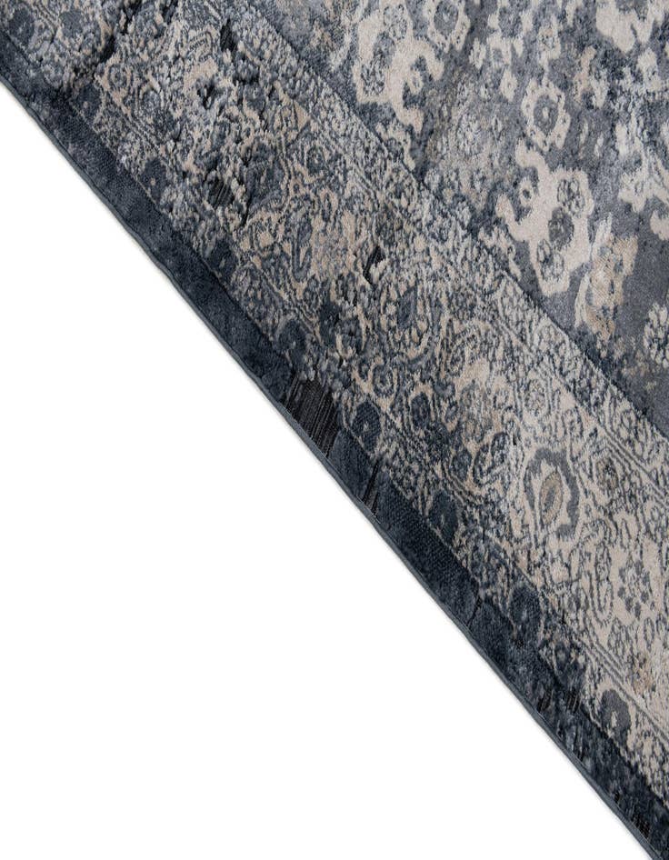 Detail image of 5' x 7' 7 Eliza Rug