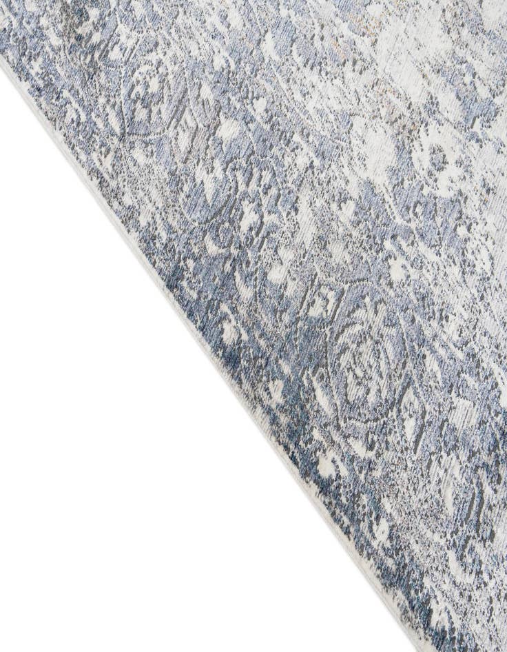 Detail image of 5' 3 x 7' 6 Eliza Rug