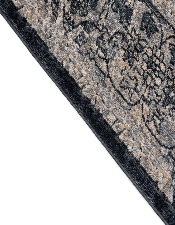 Detail image of 5' x 7' 8 Eliza Rug