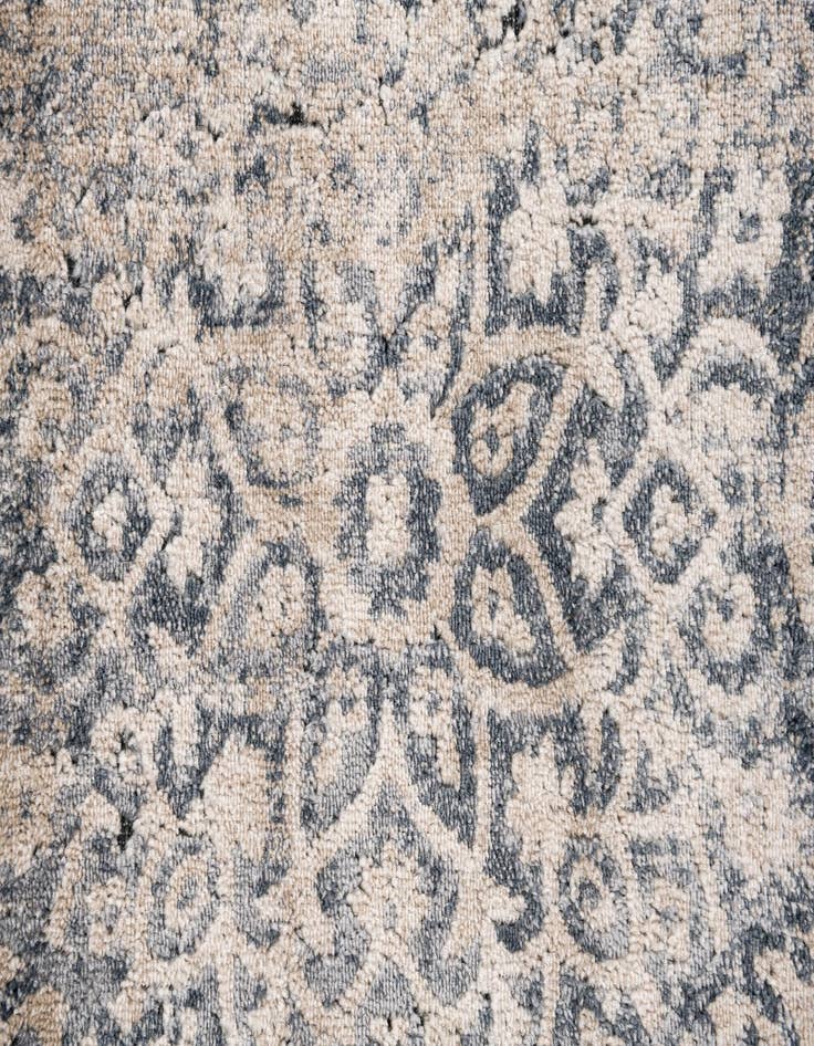 Detail image of 5' x 7' 7 Eliza Rug