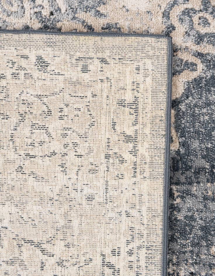 Detail image of 5' x 7' 7 Eliza Rug