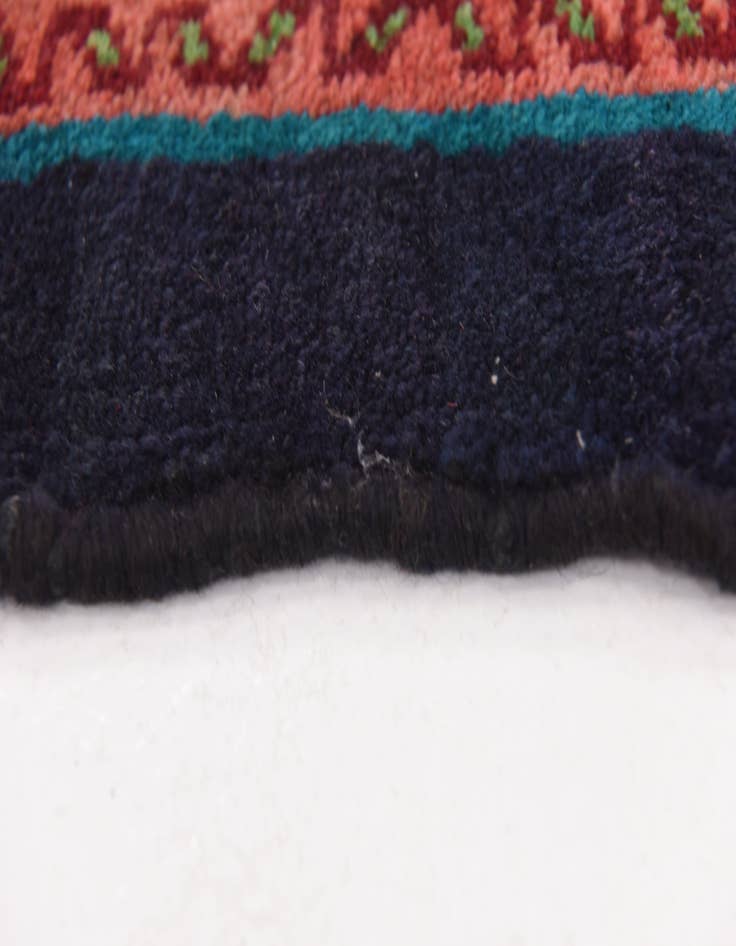 Detail image of 5' 6 x 10' 6 Hand Knotted Farahan Persian Wool Rug