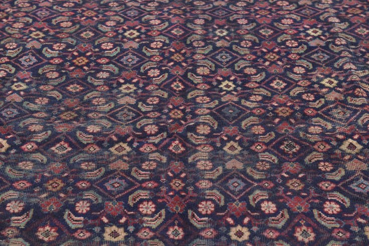 Detail image of 7' 3 x 9' 5 Hand Knotted Farahan Persian Wool Rug