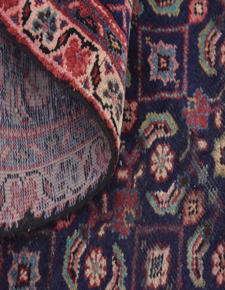 Detail image of 7' 3 x 9' 5 Hand Knotted Farahan Persian Wool Rug