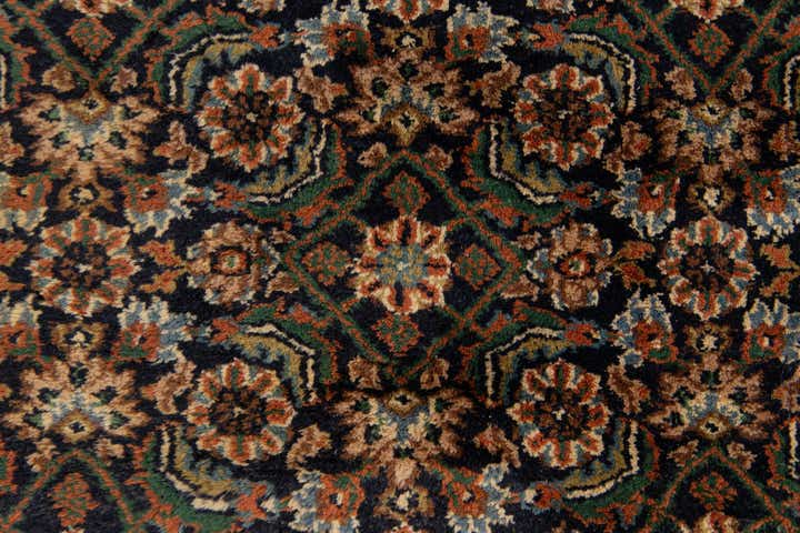 6' 1 x 8' 7 Hand Knotted Farahan Wool Rug
