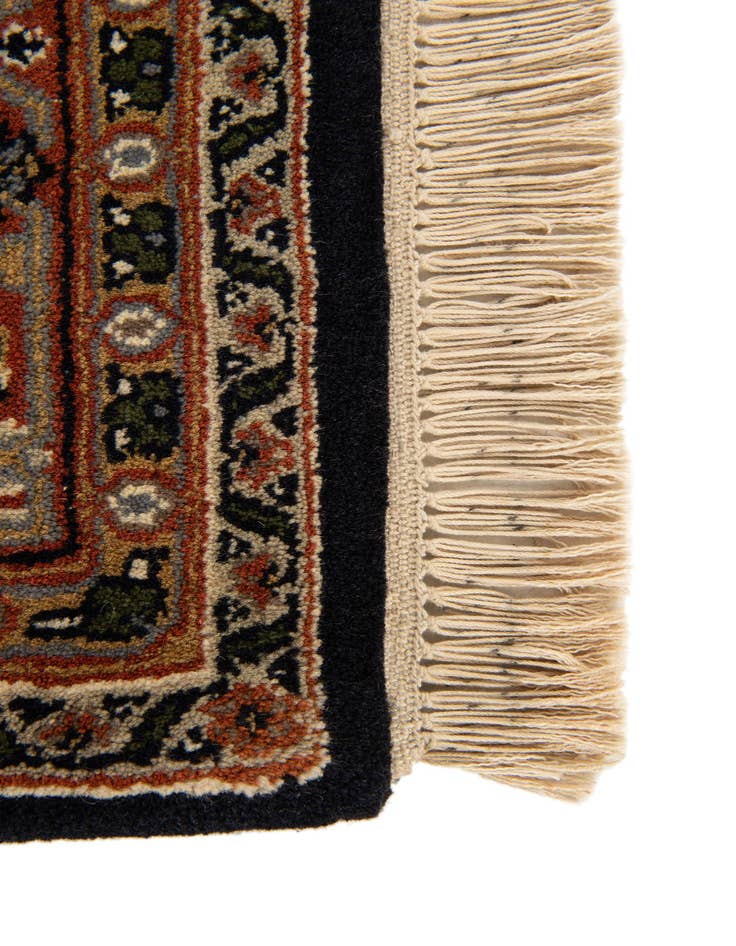 Detail image of 4' 7 x 6' 10  Hand Knotted Farahan Oriental Wool Rug