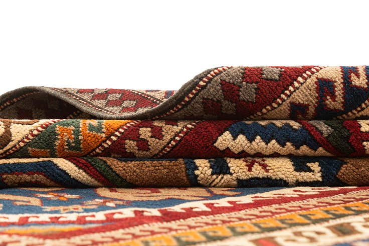 Detail image of 4' 10 x 7' 4 Hand Knotted Fars Wool Rug