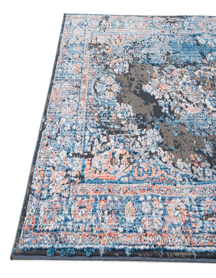 Detail image of 5' x 7' 8 Fleur Rug