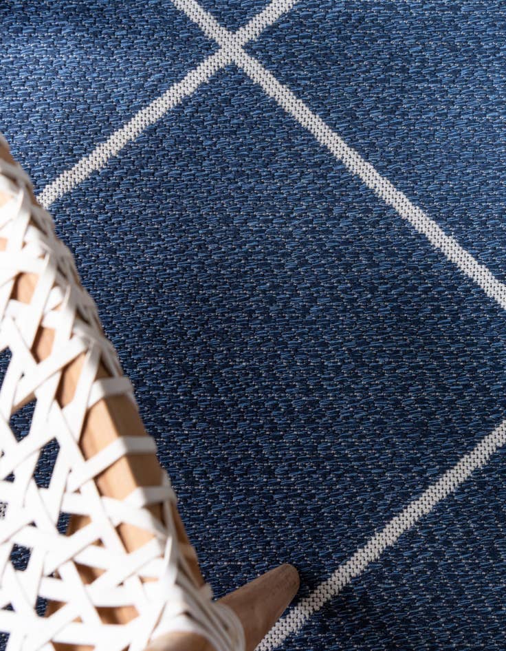 Detail image of 7' 5 x 10' Georgia Rug