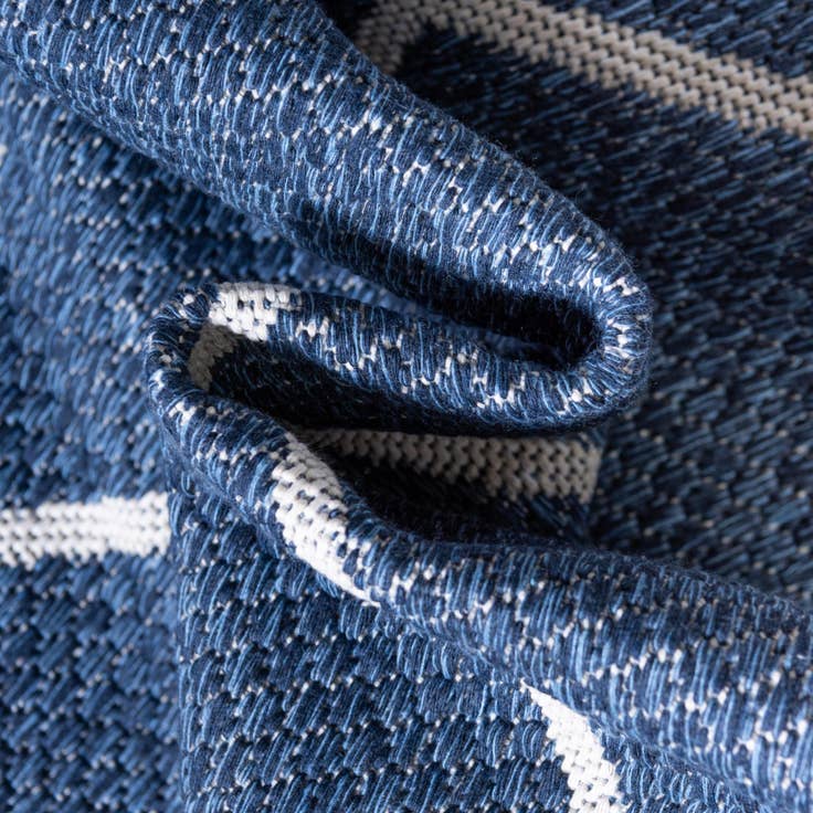 Detail image of 6' 4 x 9' Georgia Rug