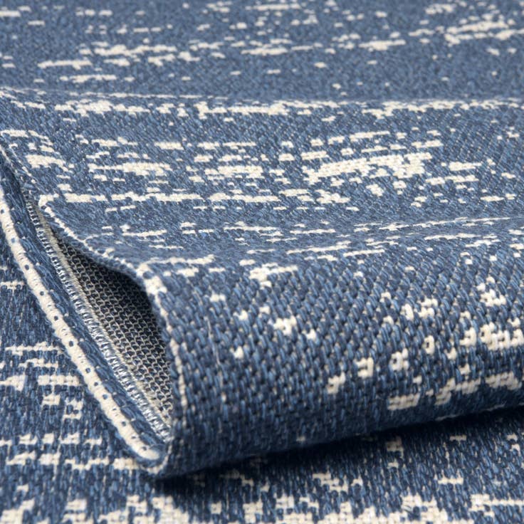 Detail image of 8' 5 x 11' 4 Georgia Rug