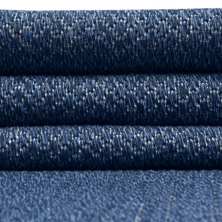 Detail image of 7' 5 x 10' Georgia Rug