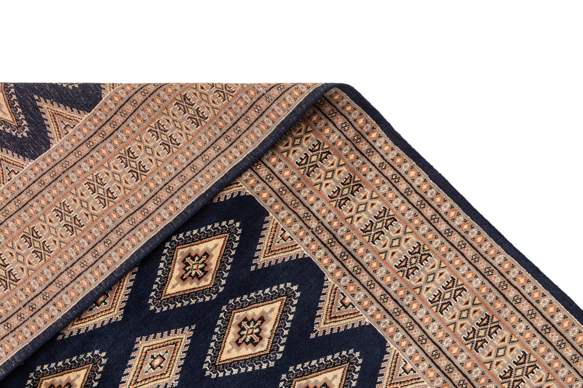 5' 9 x 7' 10 Hand Knotted Gharajeh Oriental Wool Rug