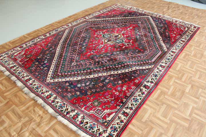 6' 11 x 10' 6 Hand Knotted Ghashghaei Persian Wool Rug