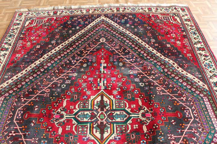 6' 11 x 10' 6 Hand Knotted Ghashghaei Persian Wool Rug