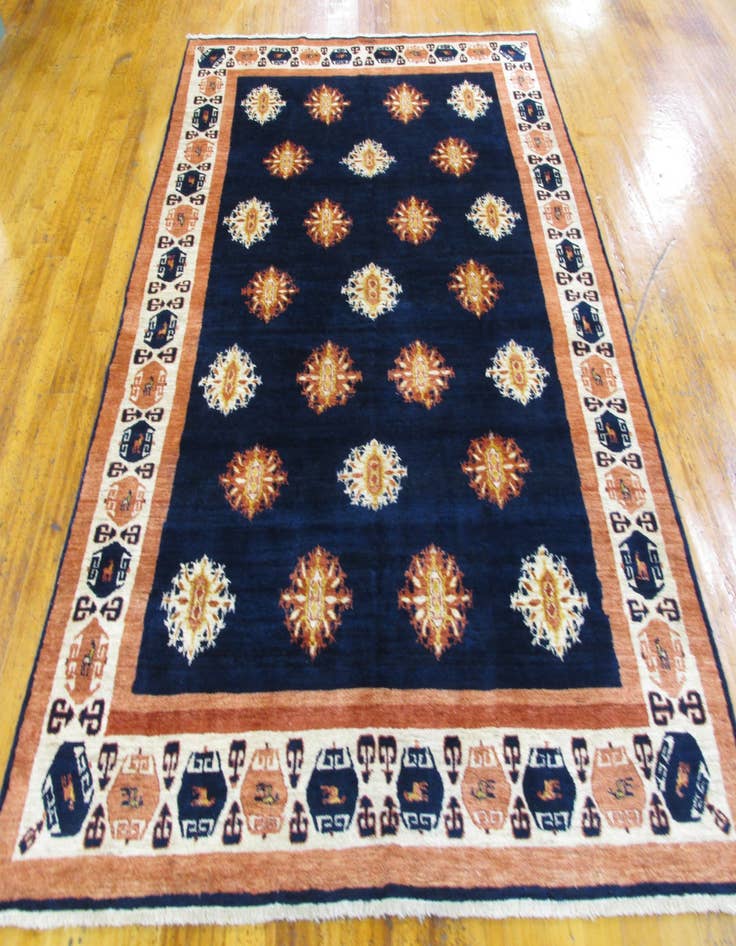 Detail image of 6' 5 x 9' 3 Hand Knotted Ghashghaei Persian Wool Rug