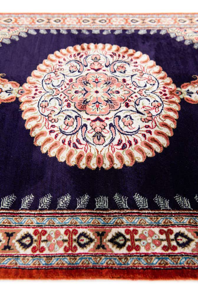 1' 10 x 2' 9 Hand Knotted Ghom Silk Persian Rug