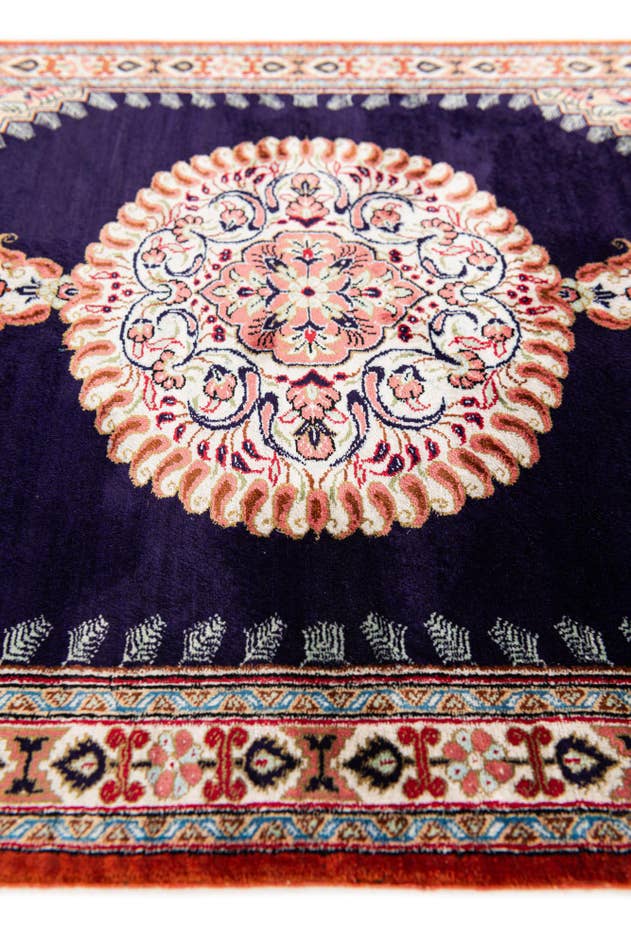 Detail image of 1' 10 x 2' 9 Hand Knotted Ghom Silk Persian Rug