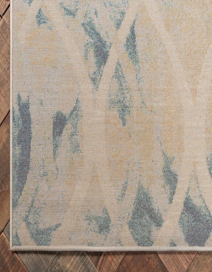 Detail image of 5' x 8' Gossamer Rug