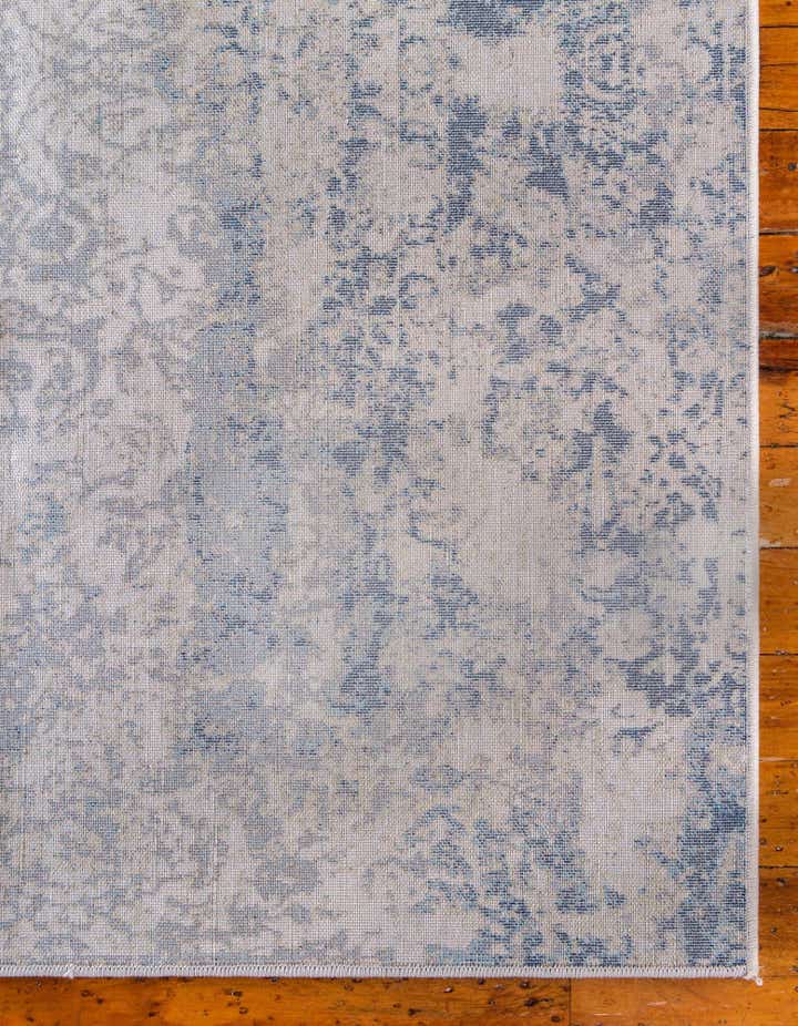 7' x 10' Gossamer Rug