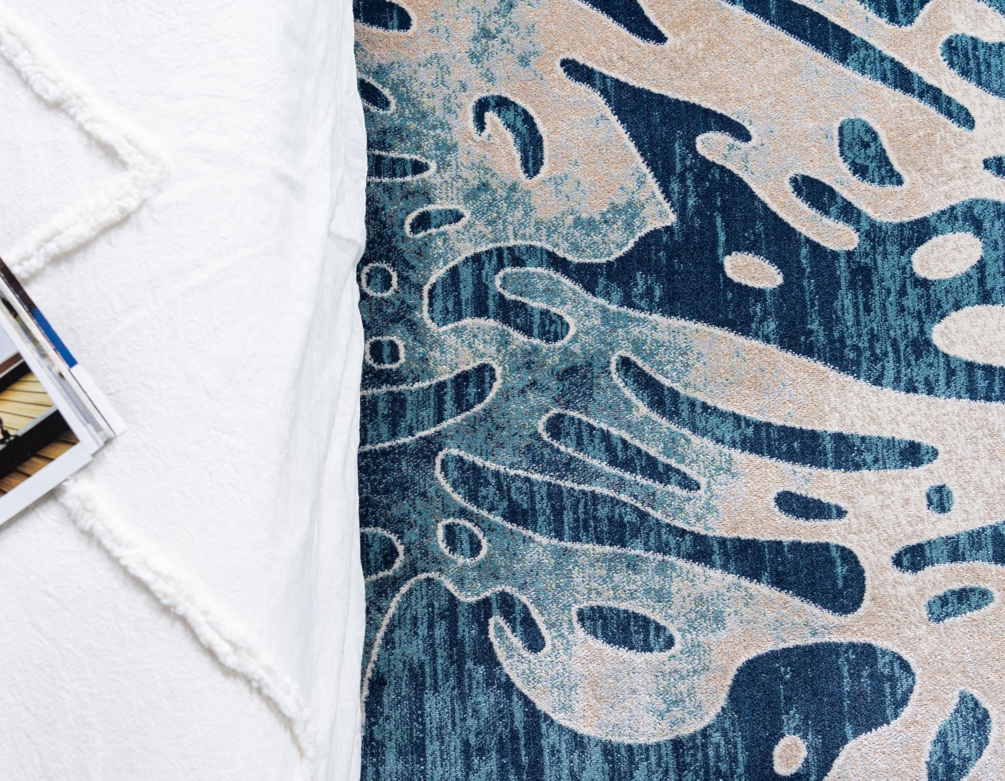 8' x 10' Gossamer Rug