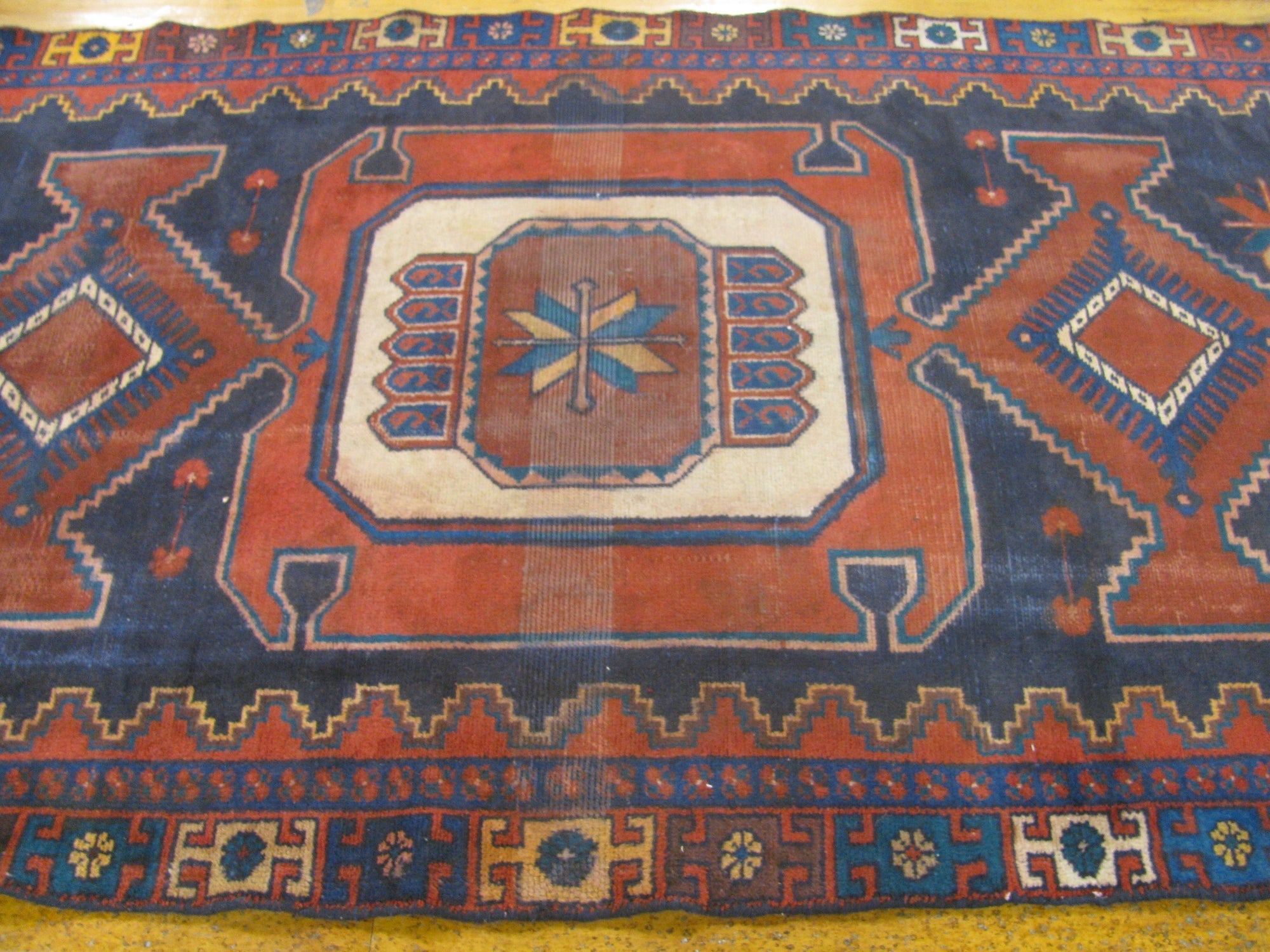 Detail image 11 of 21: 4' 3 x 9' 3 Hand Knotted Hamedan Persian Wool Rug