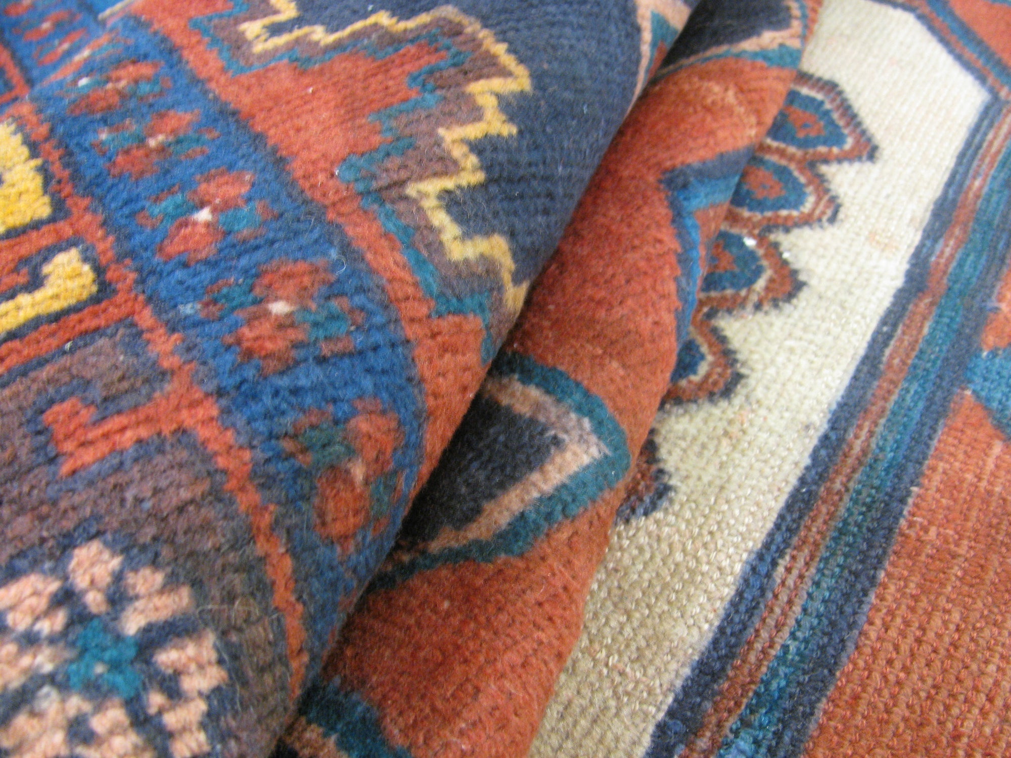 Detail image 14 of 21: 4' 3 x 9' 3 Hand Knotted Hamedan Persian Wool Rug
