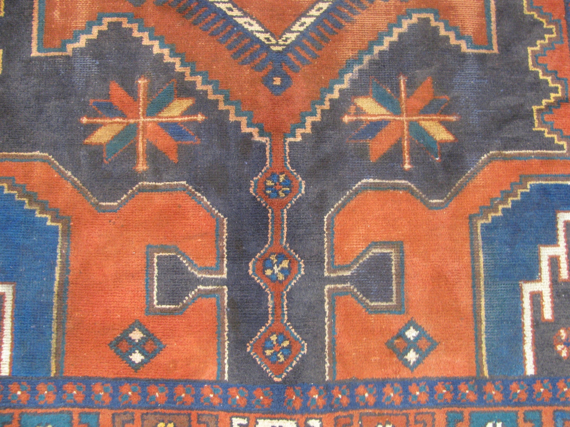 Detail image 6 of 21: 4' 3 x 9' 3 Hand Knotted Hamedan Persian Wool Rug