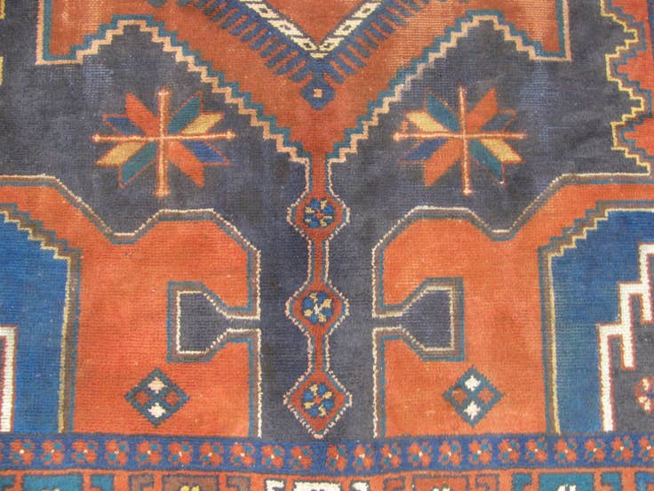 Detail image of 4' 3 x 9' 3 Hand Knotted Hamedan Persian Wool Rug